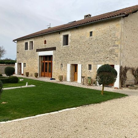 Bed and Breakfast La Grange Blanzay Exteriér fotografie