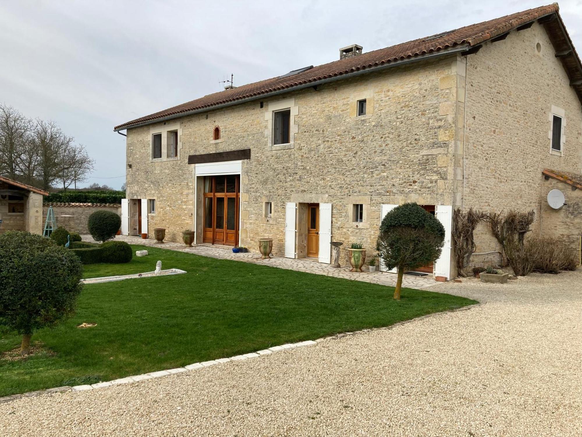 Bed and Breakfast La Grange Blanzay Exteriér fotografie